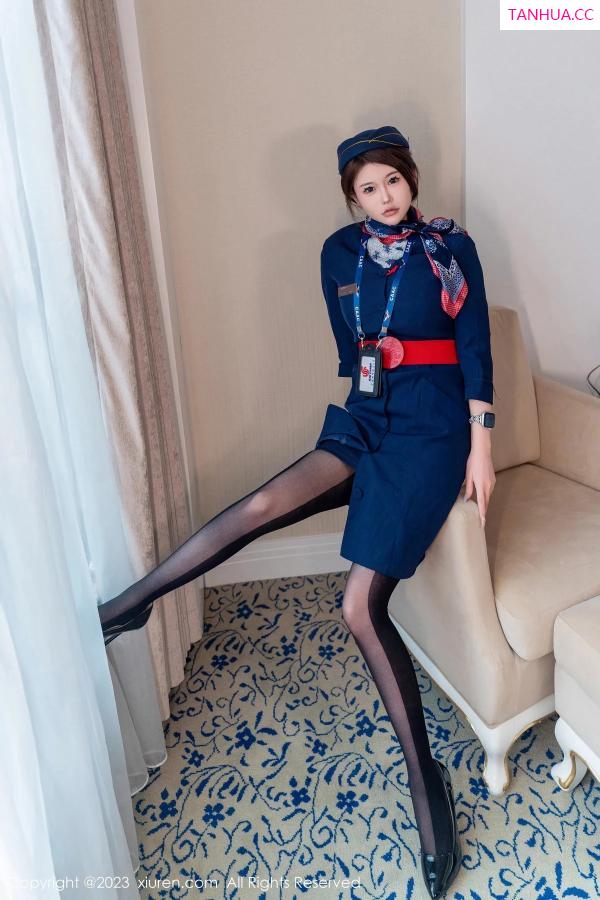 甜妮  [XiuRen]高清写真图 2023.12.28 No.7879 甜妮 黑丝美腿第60张图片